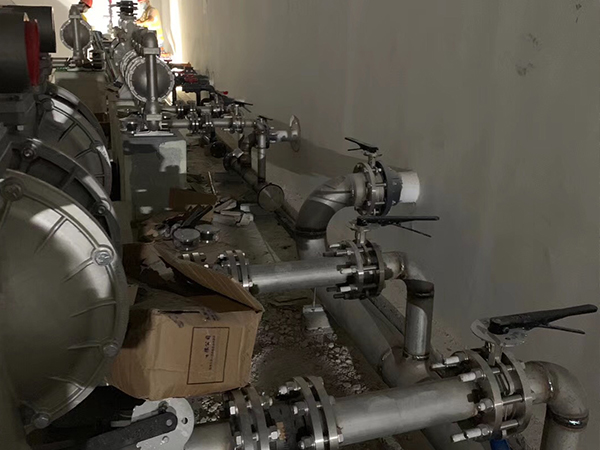 ���z���^�͑��F��